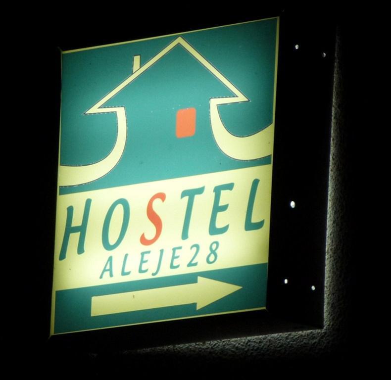 Hostel Aleje 28 Cracovia Exterior foto