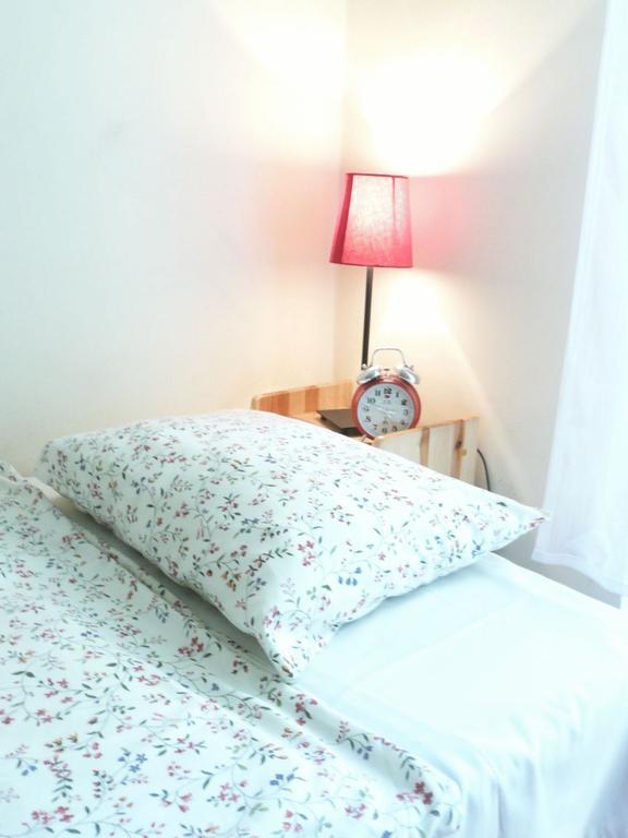 Hostel Aleje 28 Cracovia Habitación foto